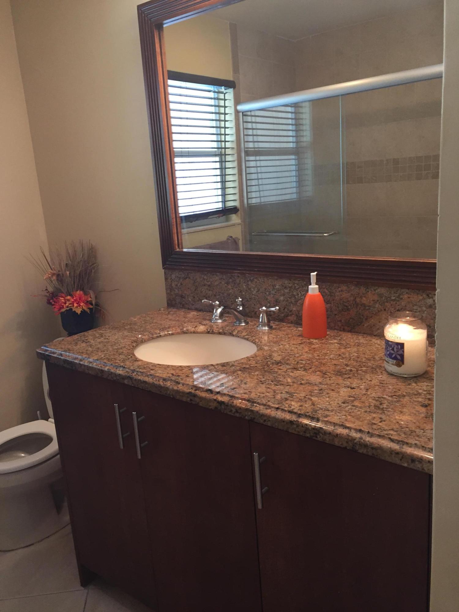 250 Northwest 11th Street Boca Raton, FL 33432 - Photo 7 of 15 pic 3