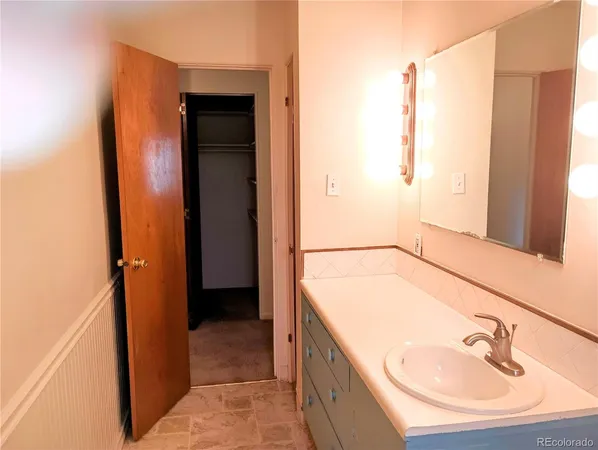$1,750 | 1927 Alpine Drive, Colorado Springs, CO 80909