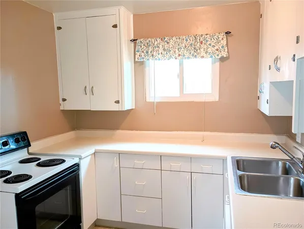 $1,750 | 1927 Alpine Drive, Colorado Springs, CO 80909