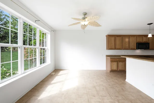 $659,900 | 13813 Roosevelt Drive, Huntley, IL 60142