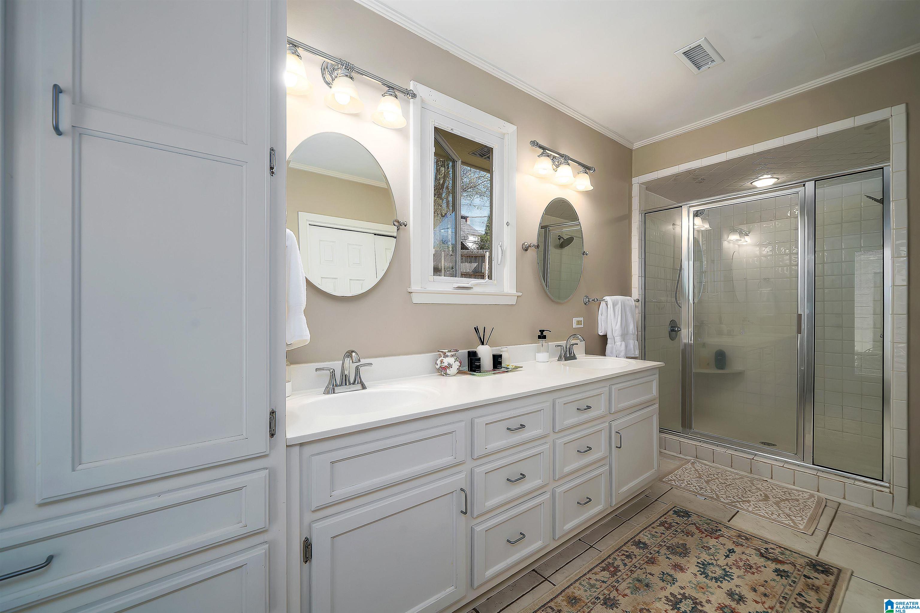 2304 Shades Crest Road Birmingham, AL 35216 - Photo 18 of 33