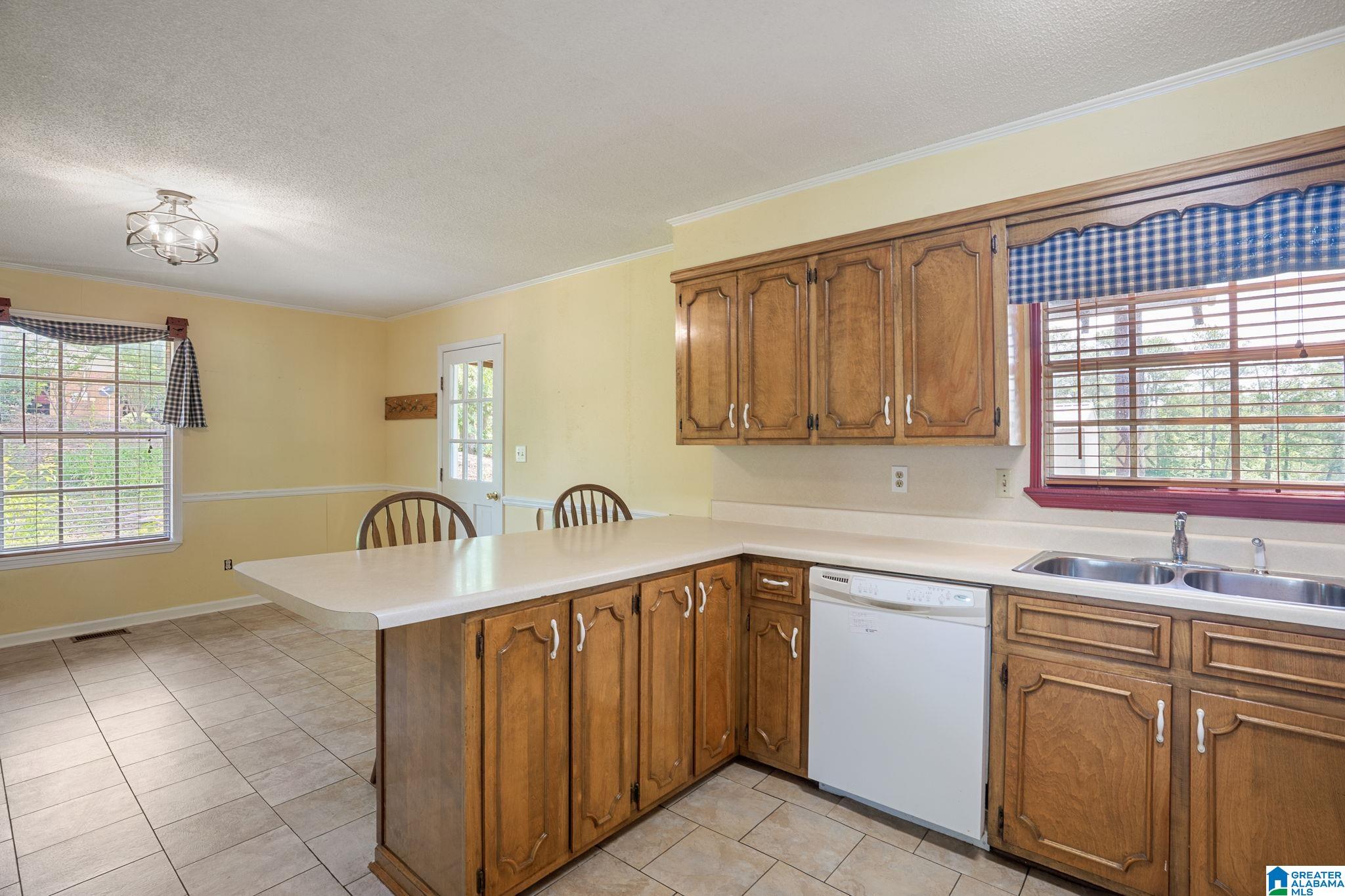 421 16th Street Calera, AL 35040 - Photo 13 of 32