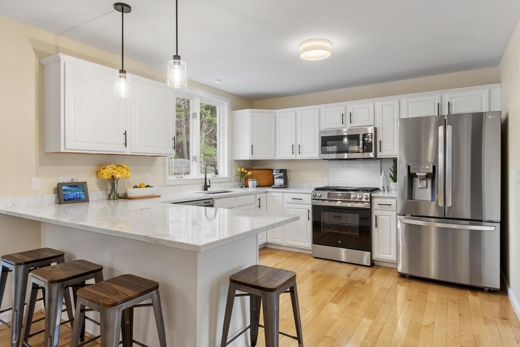 7 Rooks Way Westford, MA 01886 - Photo 12 of 42 Gallery Image 12