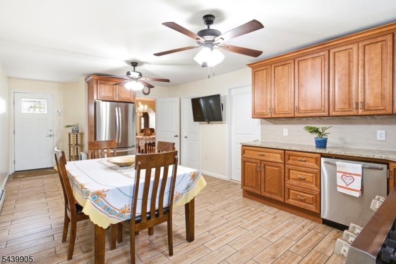 141 Walnut Street Newark, NJ 07105 - Photo 12 of 27