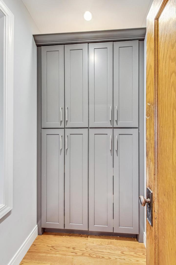 3929 North Drake Avenue Chicago, IL 60618 - Photo 18 of 60
