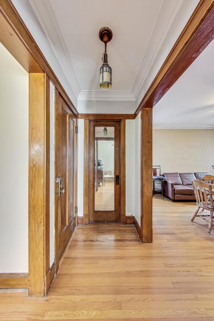 3929 North Drake Avenue Chicago, IL 60618 - Photo 35 of 60