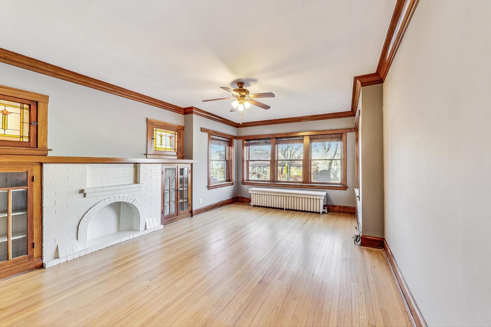 3929 North Drake Avenue Chicago, IL 60618 - Photo 5 of 60