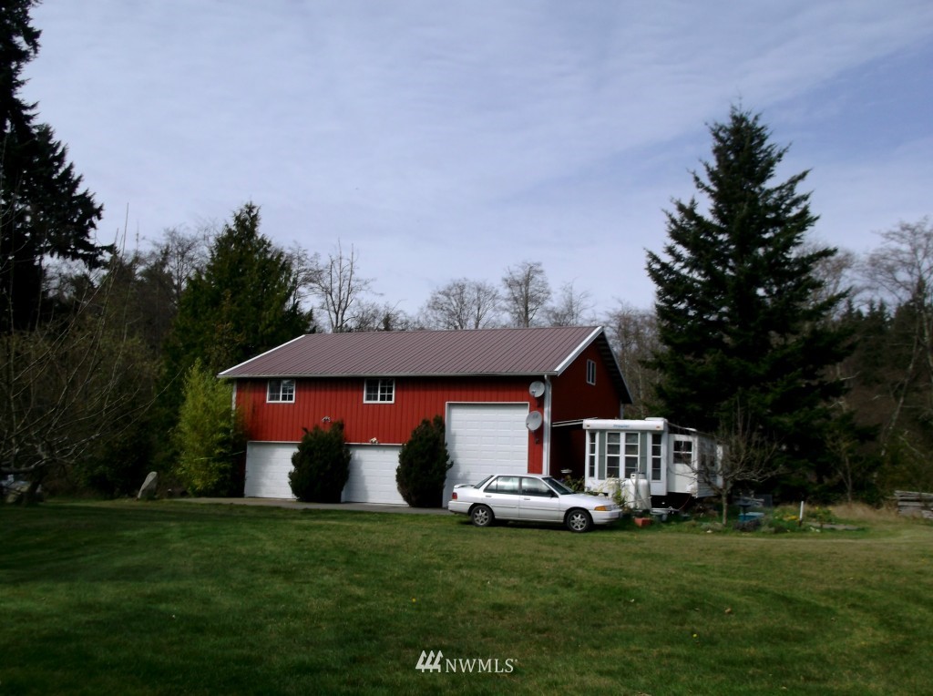 4108 Glendale Road Clinton, WA 98236 - Photo 1 of 15 Gallery Image 1