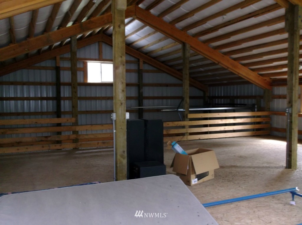 4108 Glendale Road Clinton, WA 98236 - Photo 6 of 15 Gallery Image 6