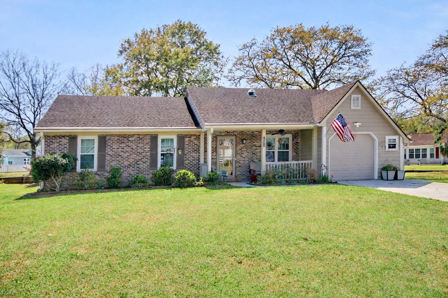 607 Bluebird Lane Murrells Inlet, SC 29576 - Photo 1 of 40