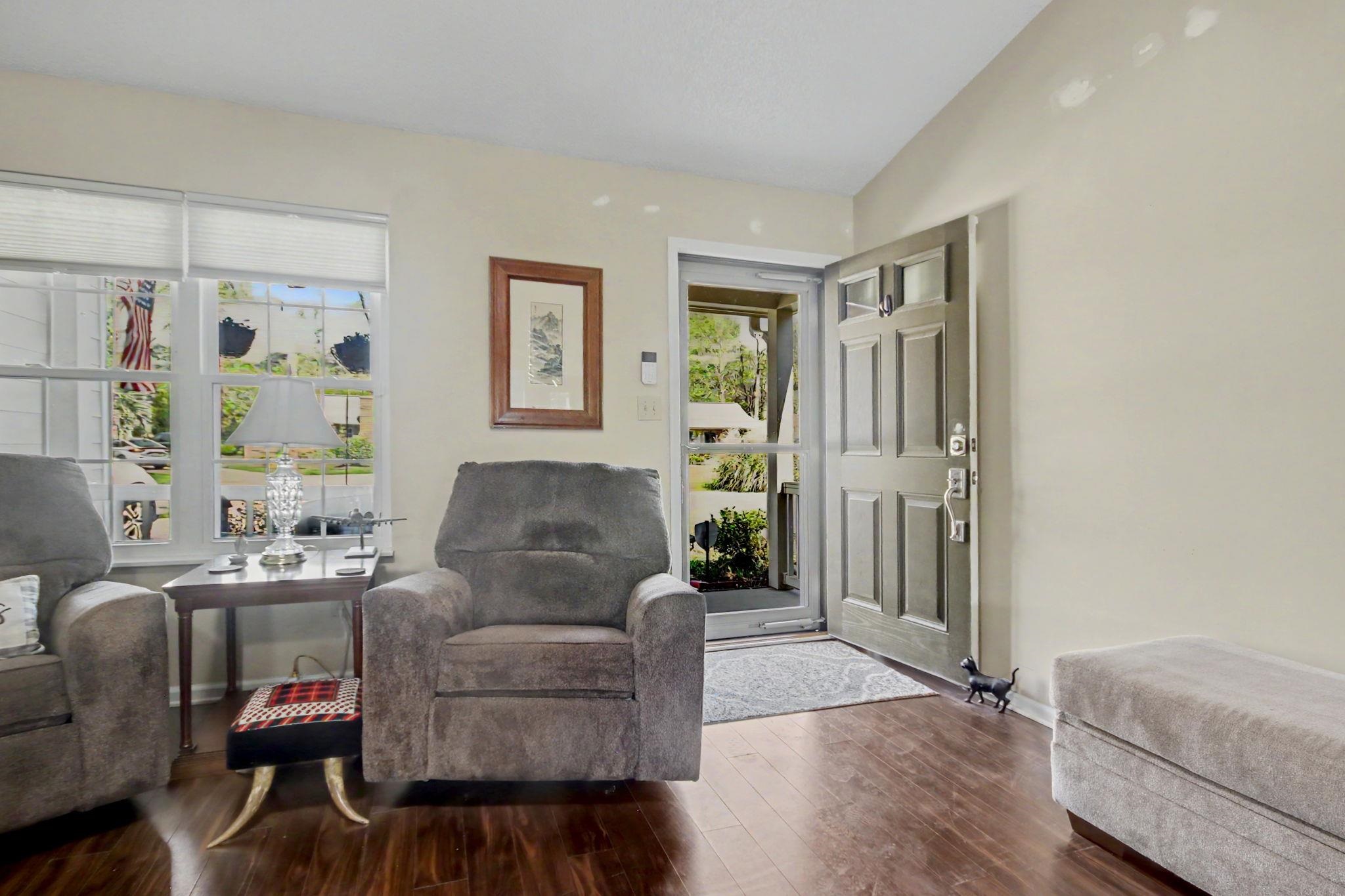 607 Bluebird Lane Murrells Inlet, SC 29576 - Photo 5 of 40