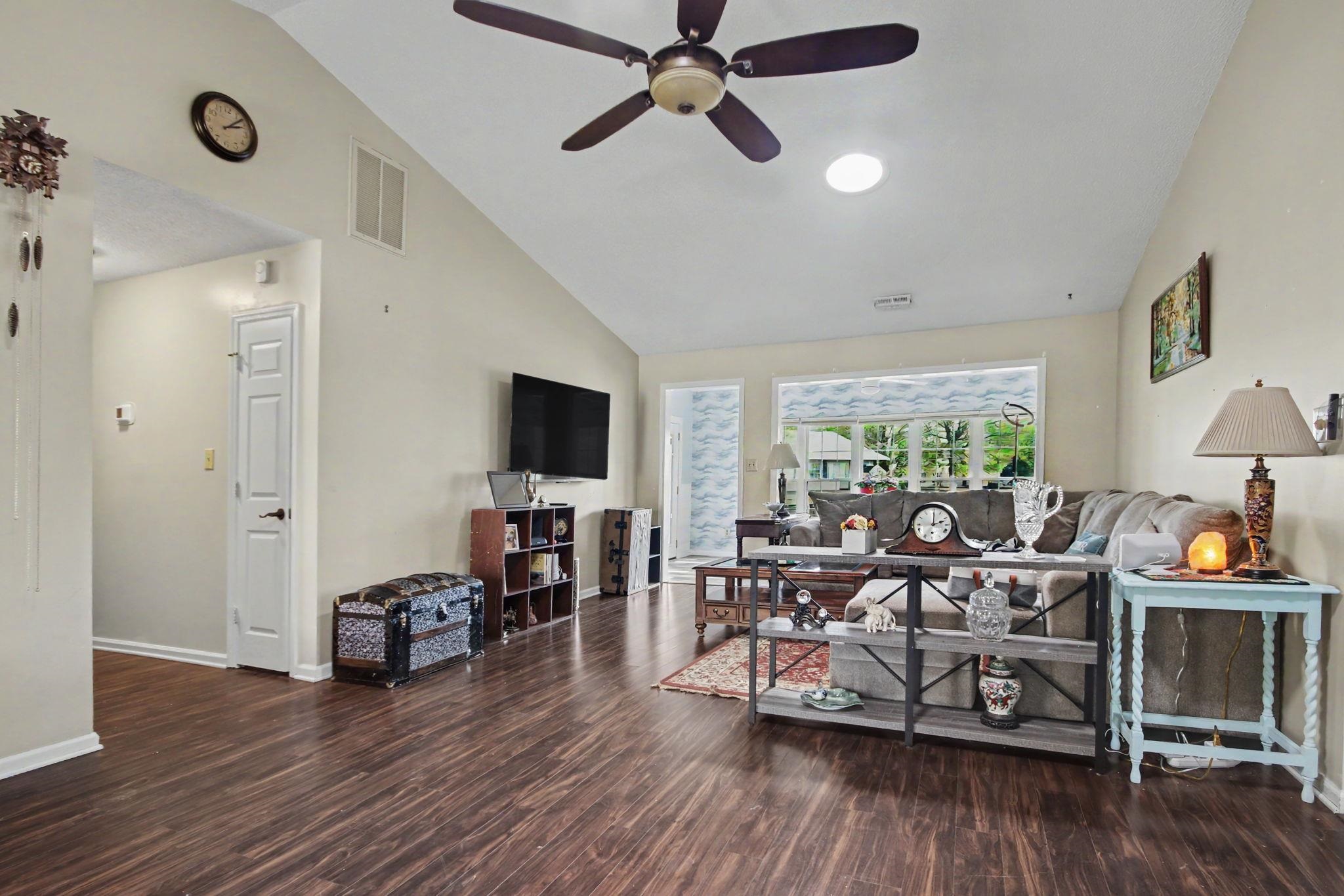 607 Bluebird Lane Murrells Inlet, SC 29576 - Photo 7 of 40