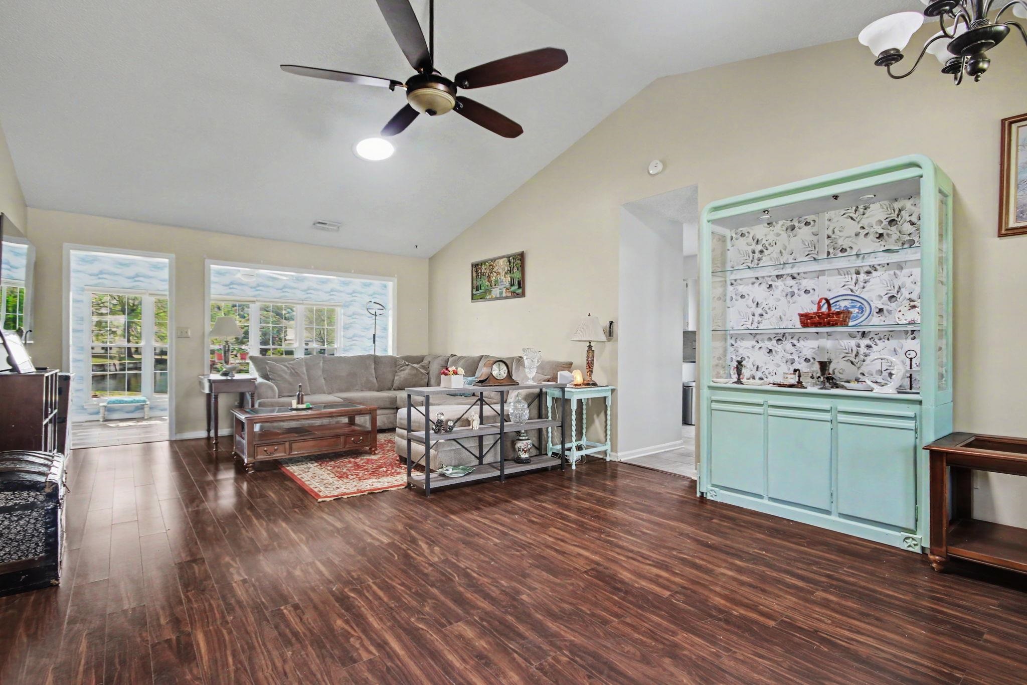 607 Bluebird Lane Murrells Inlet, SC 29576 - Photo 8 of 40