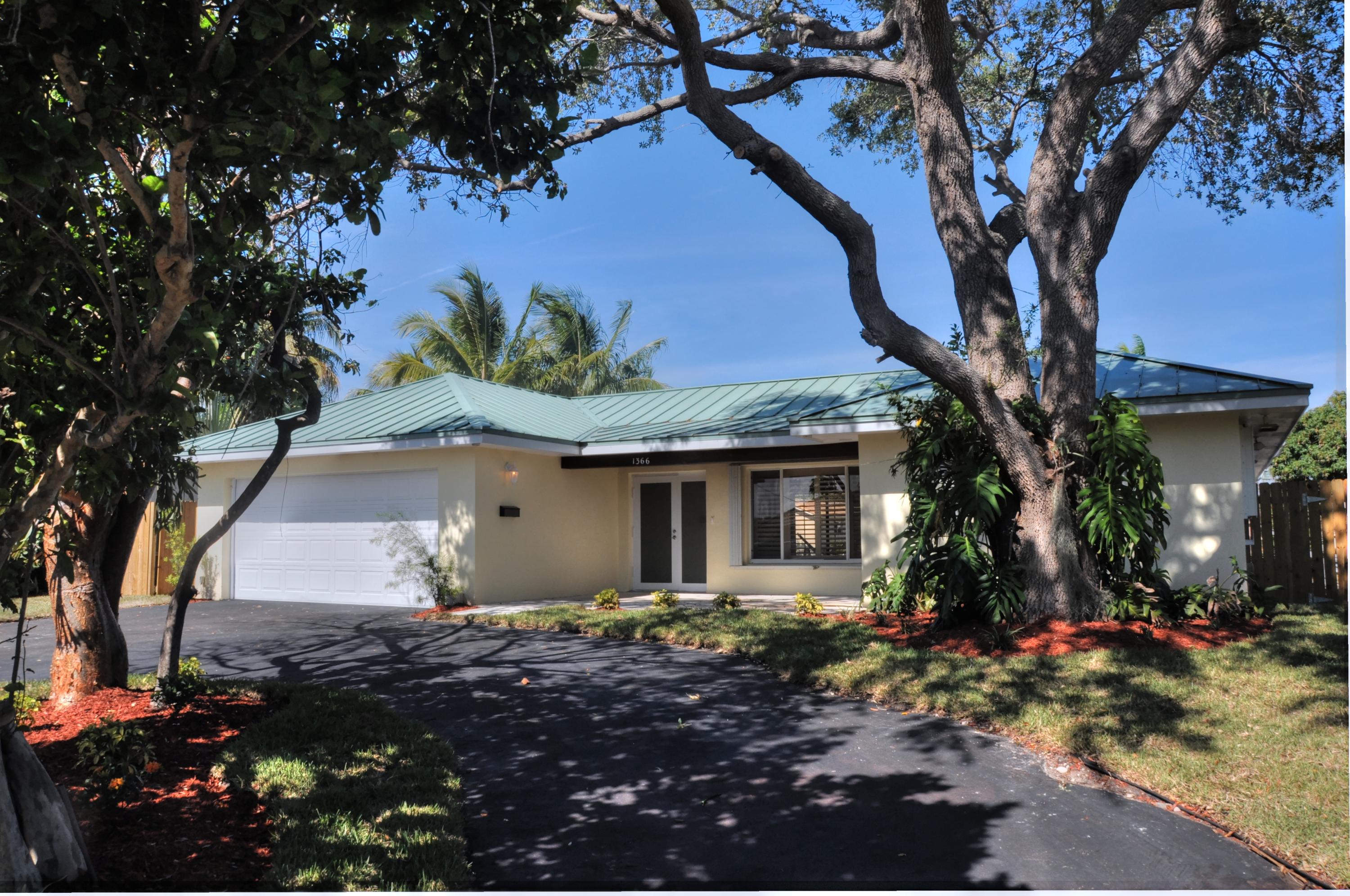 1366 Southwest 5th Avenue Boca Raton, FL 33432 - Photo 1 of 27 1_SJ57XG_front