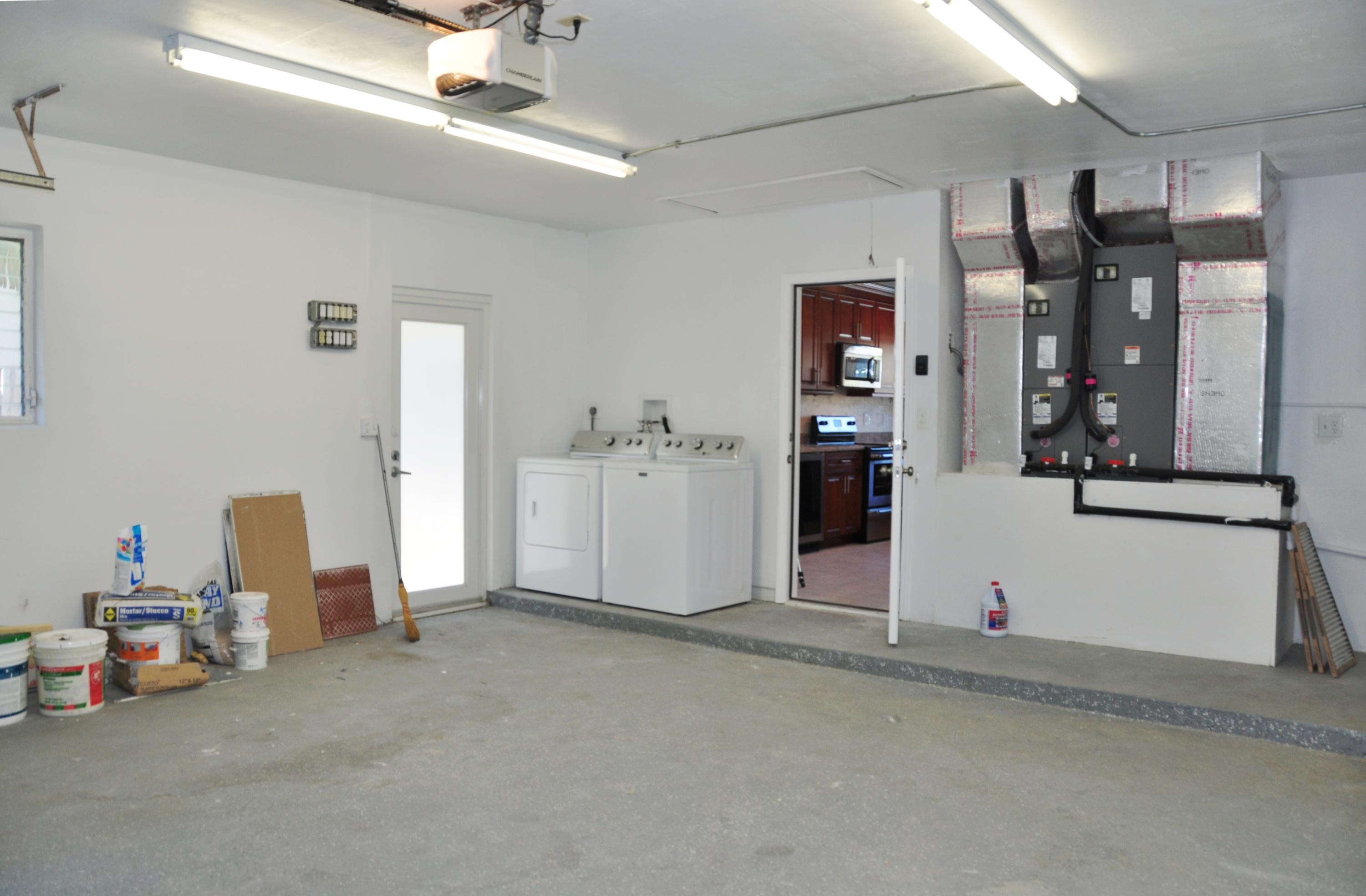 1366 Southwest 5th Avenue Boca Raton, FL 33432 - Photo 15 of 27 14_SJ57XG_still_gar