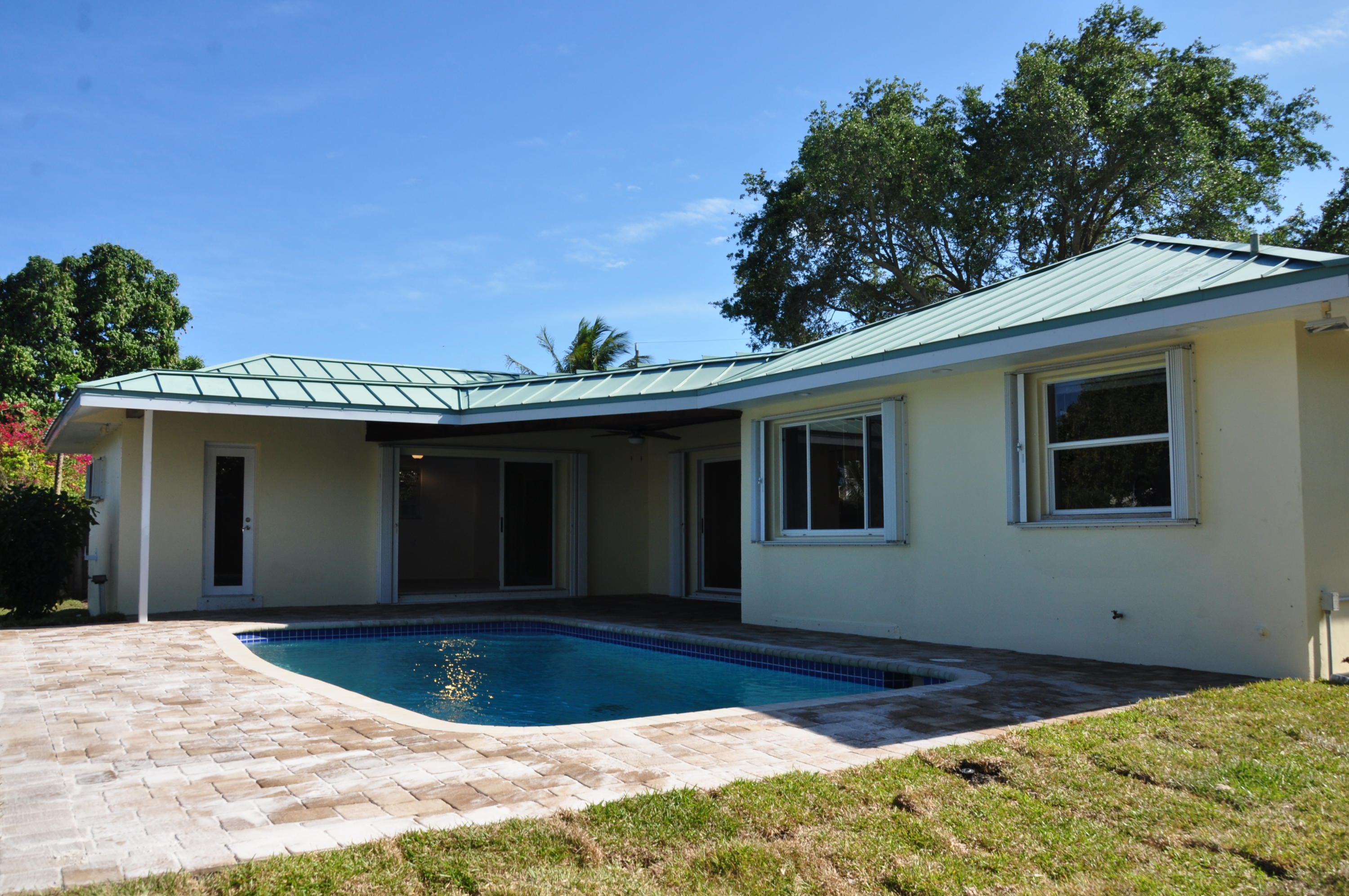 1366 Southwest 5th Avenue Boca Raton, FL 33432 - Photo 16 of 27 15_SJ57XG_still_rvhs