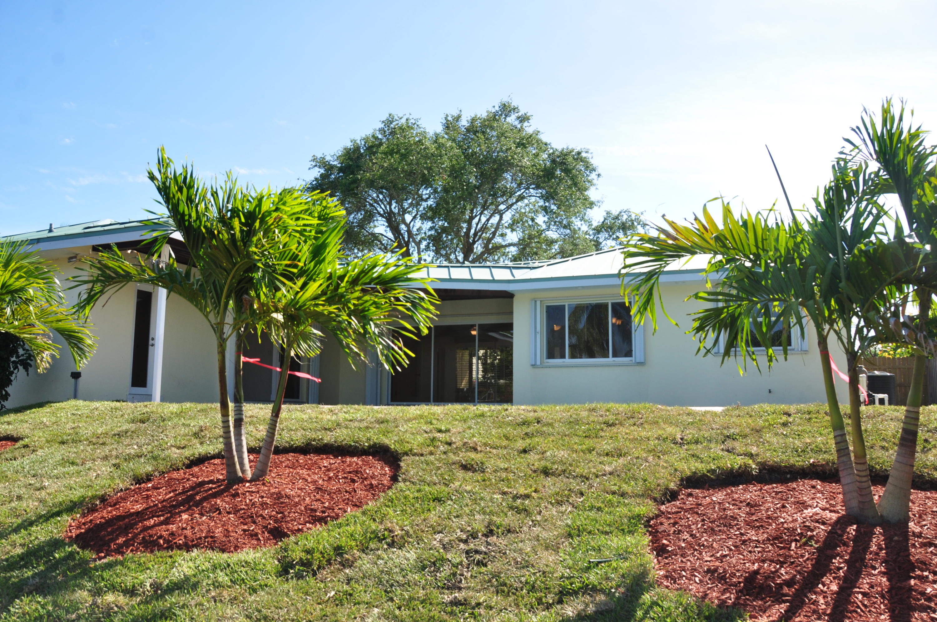 1366 Southwest 5th Avenue Boca Raton, FL 33432 - Photo 17 of 27 16_SJ57XG_still_2rvhs