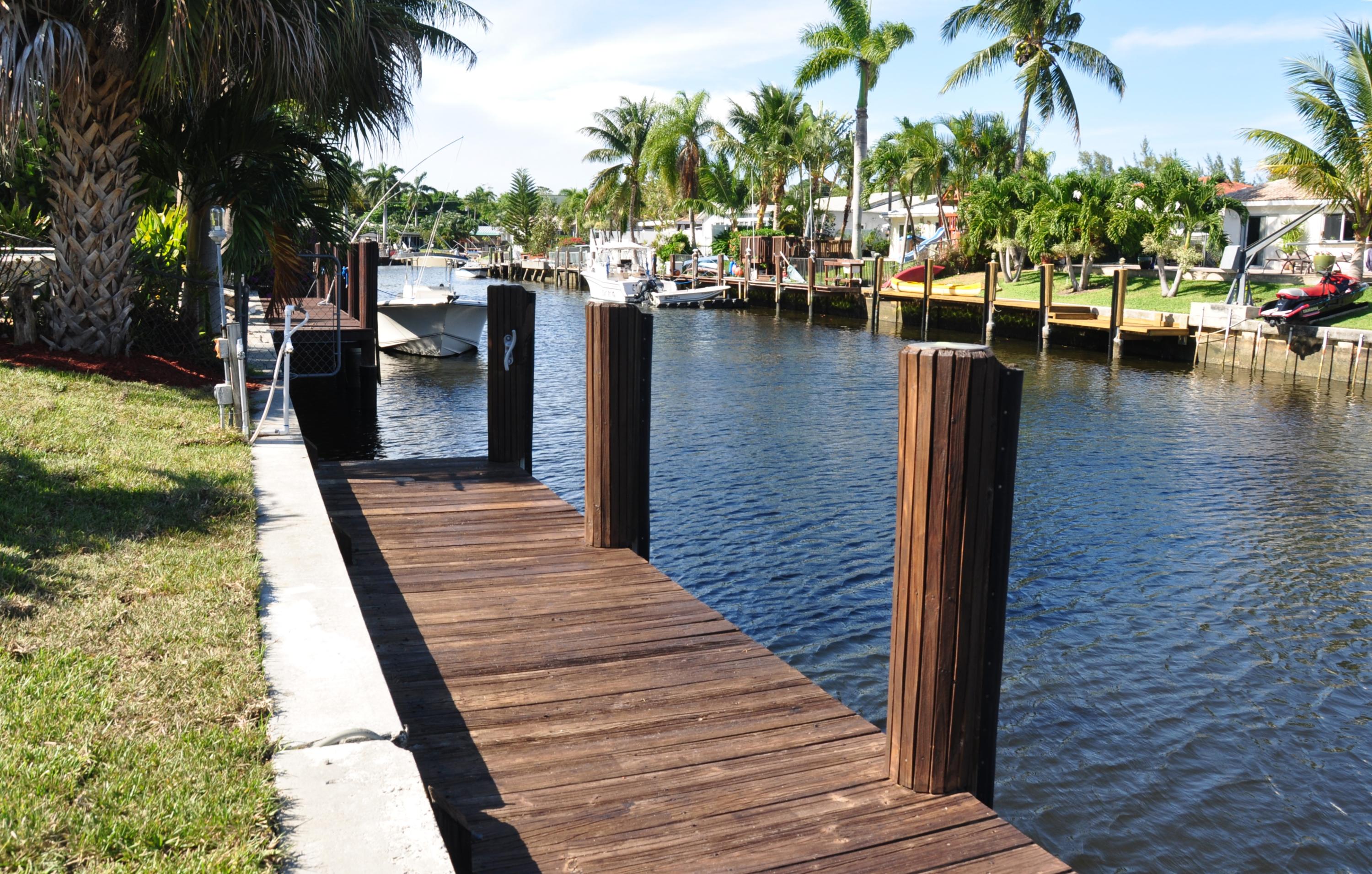 1366 Southwest 5th Avenue Boca Raton, FL 33432 - Photo 22 of 27 21_SJ57XG_still_do