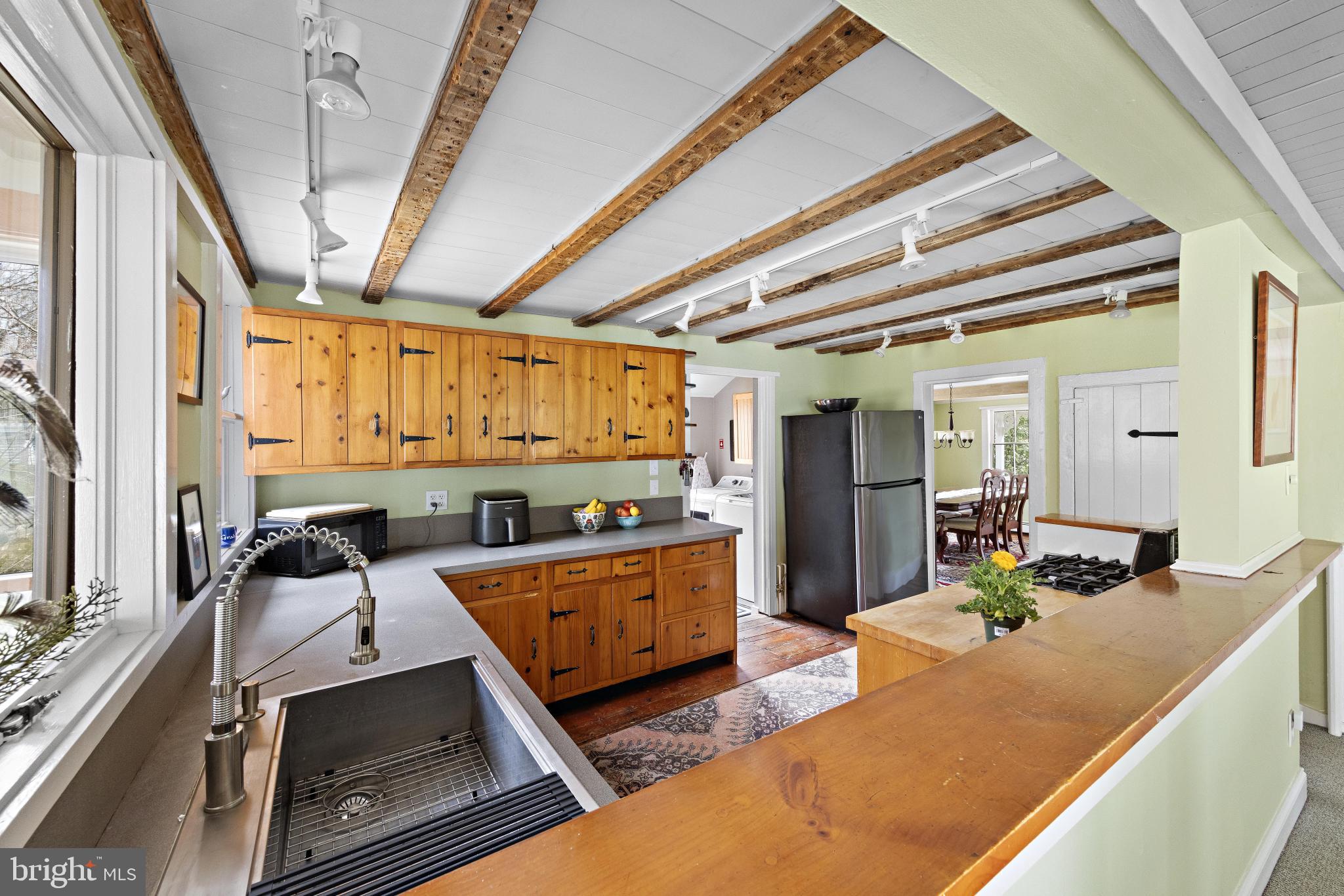 52 Littleworth Road Manahawkin, NJ 08050 - Photo 13 of 67