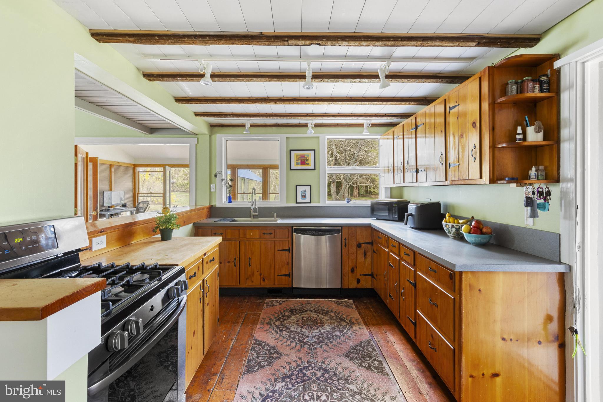 52 Littleworth Road Manahawkin, NJ 08050 - Photo 8 of 67