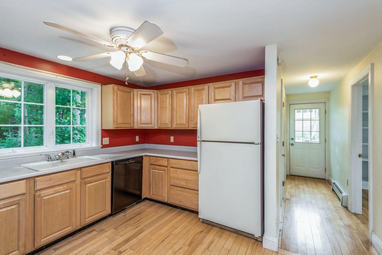 18 Sewall Road South Berwick, ME 03908 - Photo 18 of 35 Kitchen