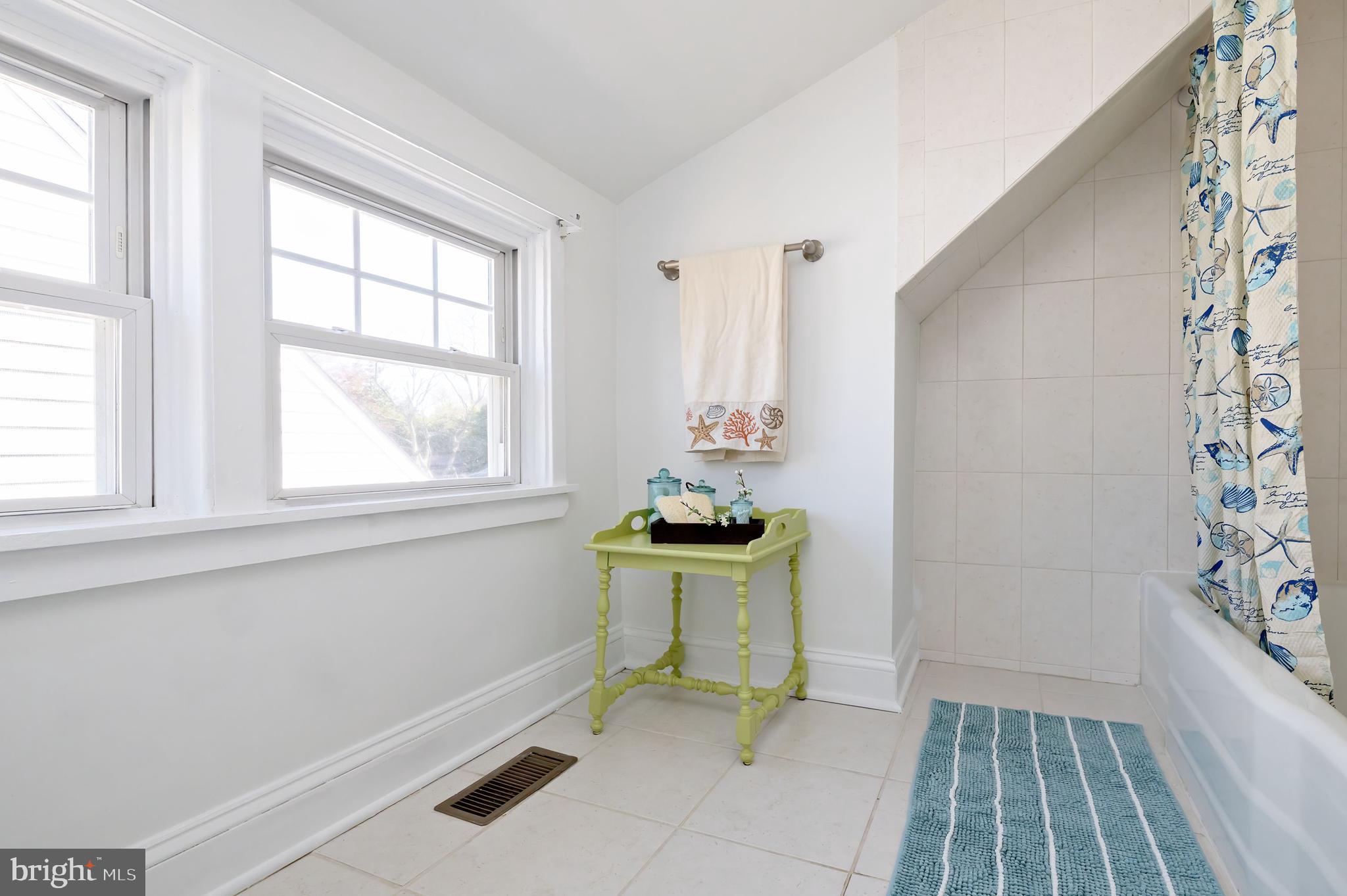1944 Narberth Avenue Haddon Heights, NJ 08035 - Photo 36 of 61 Upper primary full bathroom