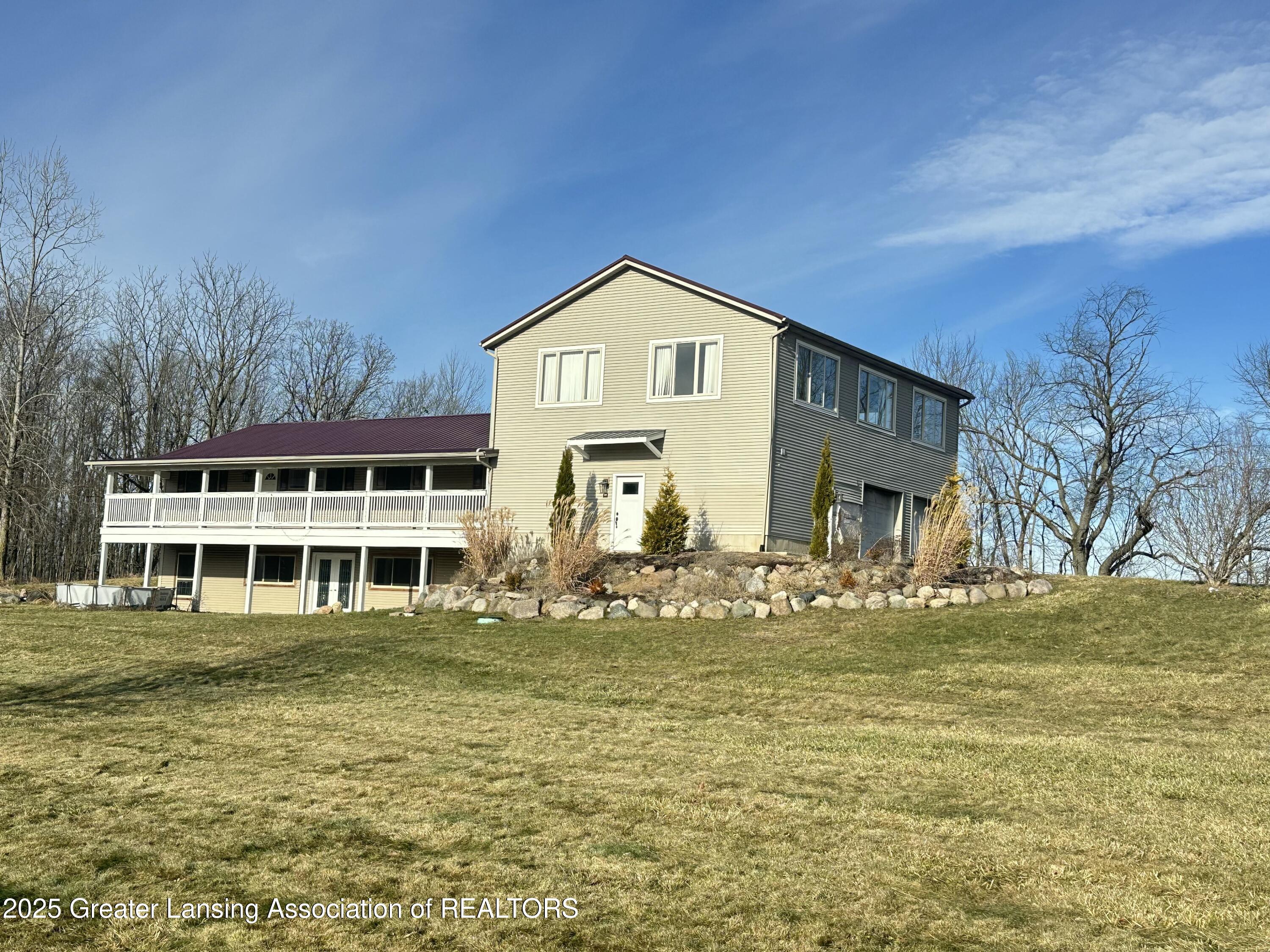 9828 Pheasant Ridge Drive Portland, MI 48875 - Photo 5 of 37 IMG_7637