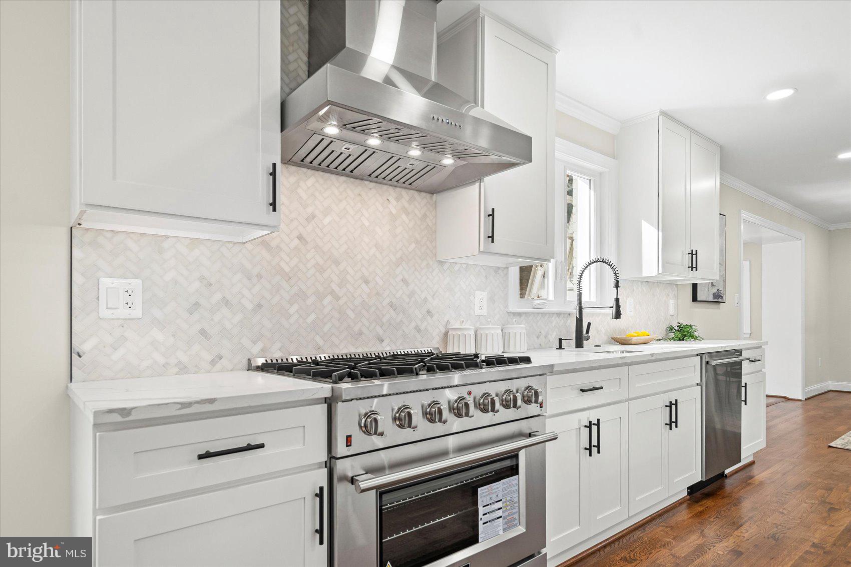 7604 Hackamore Drive Potomac, MD 20854 - Photo 26 of 81