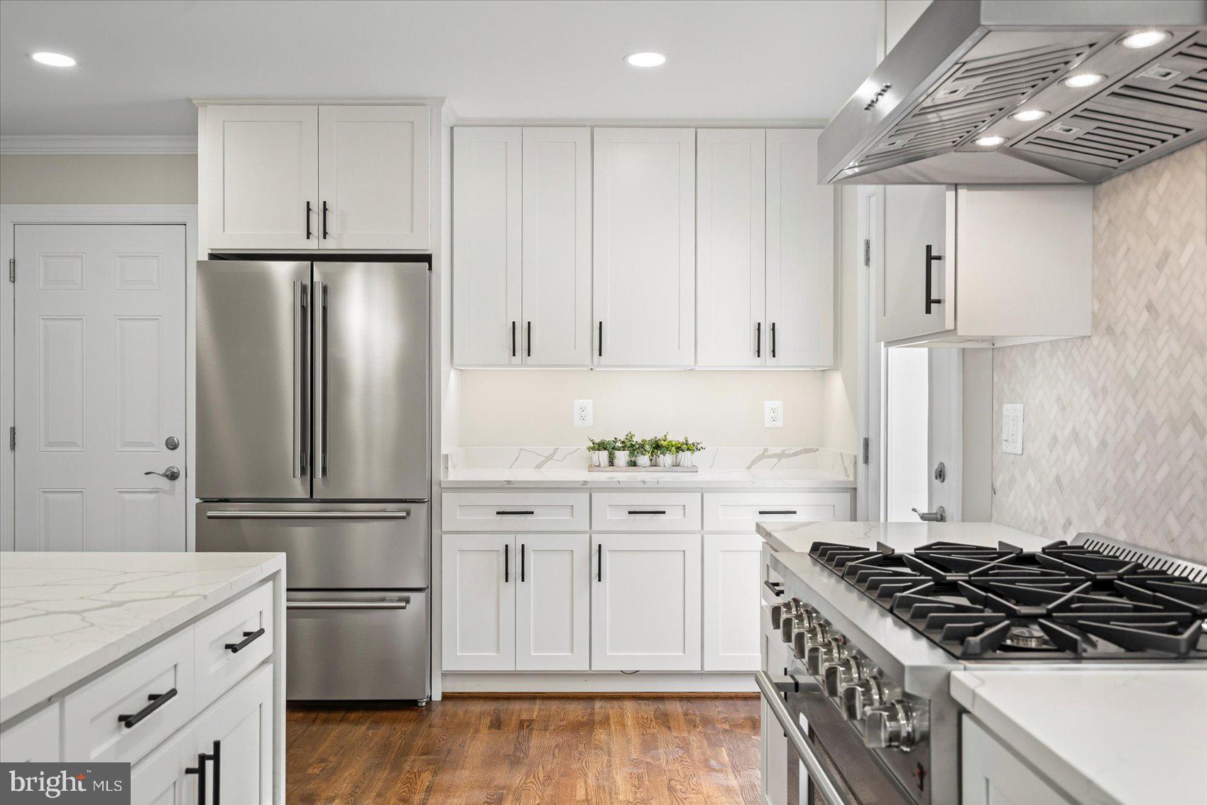 7604 Hackamore Drive Potomac, MD 20854 - Photo 29 of 81