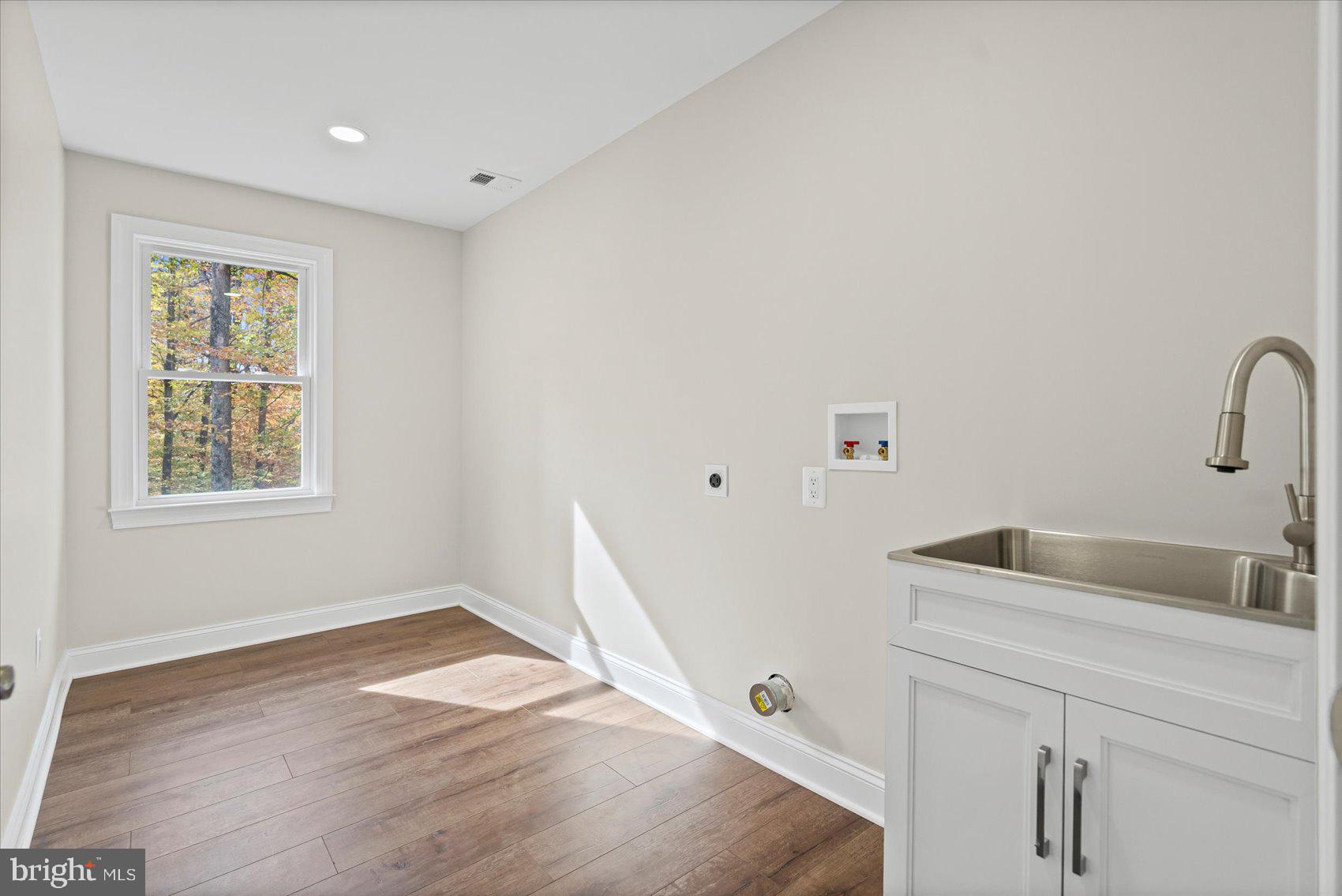 7604 Hackamore Drive Potomac, MD 20854 - Photo 73 of 81