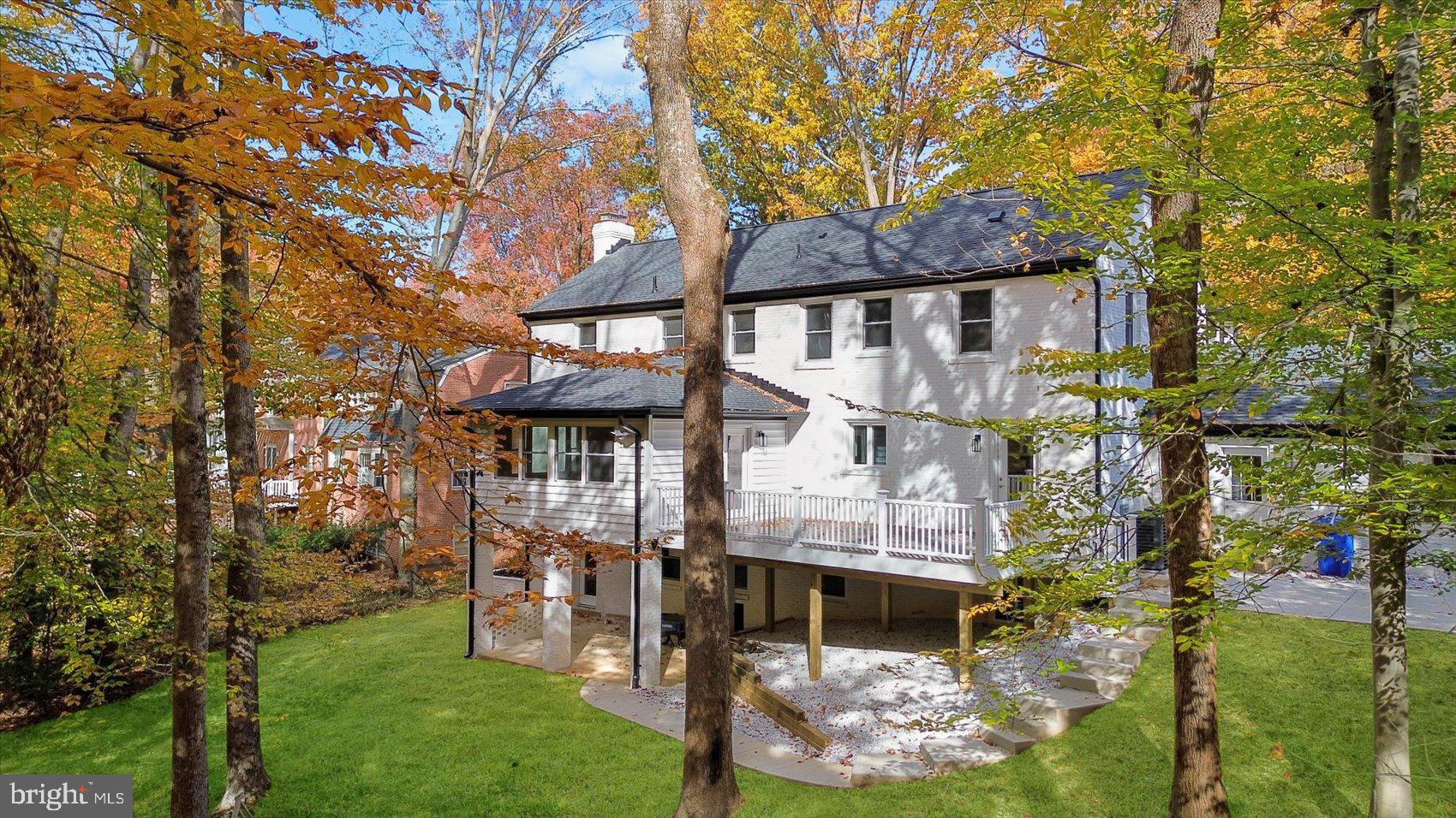 7604 Hackamore Drive Potomac, MD 20854 - Photo 8 of 81