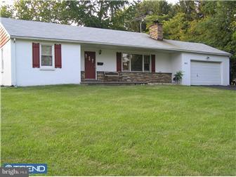 960 York Rd. Warminster, PA 18974 - Photo 1 of 12 Exterior