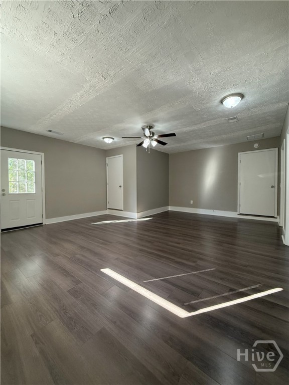 516 Harris Street Monroe, GA 30655 - Photo 10 of 25 Gallery Image 10