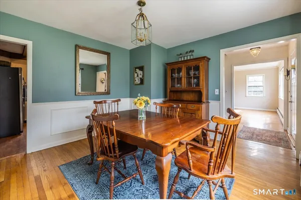 $675,000 | 5 Mt Pleasant Road, Newtown, CT 06470