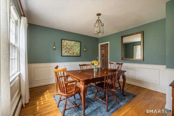 $675,000 | 5 Mt Pleasant Road, Newtown, CT 06470