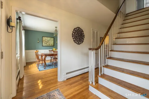$675,000 | 5 Mt Pleasant Road, Newtown, CT 06470