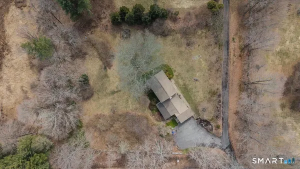 $675,000 | 5 Mt Pleasant Road, Newtown, CT 06470