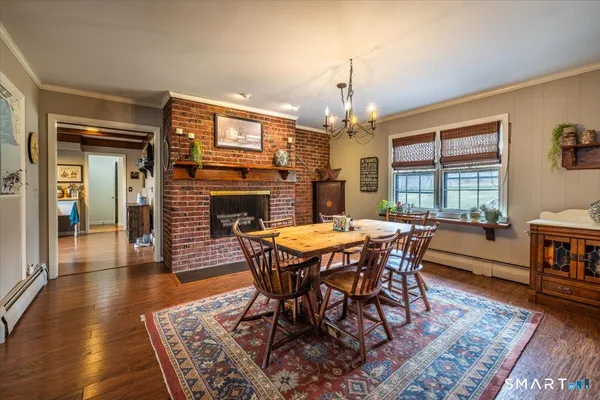 $675,000 | 5 Mt Pleasant Road, Newtown, CT 06470