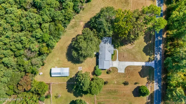 $295,000 | 320 Neil Maxwell Road, Raeford, NC 28376