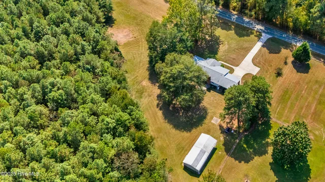 $295,000 | 320 Neil Maxwell Road, Raeford, NC 28376