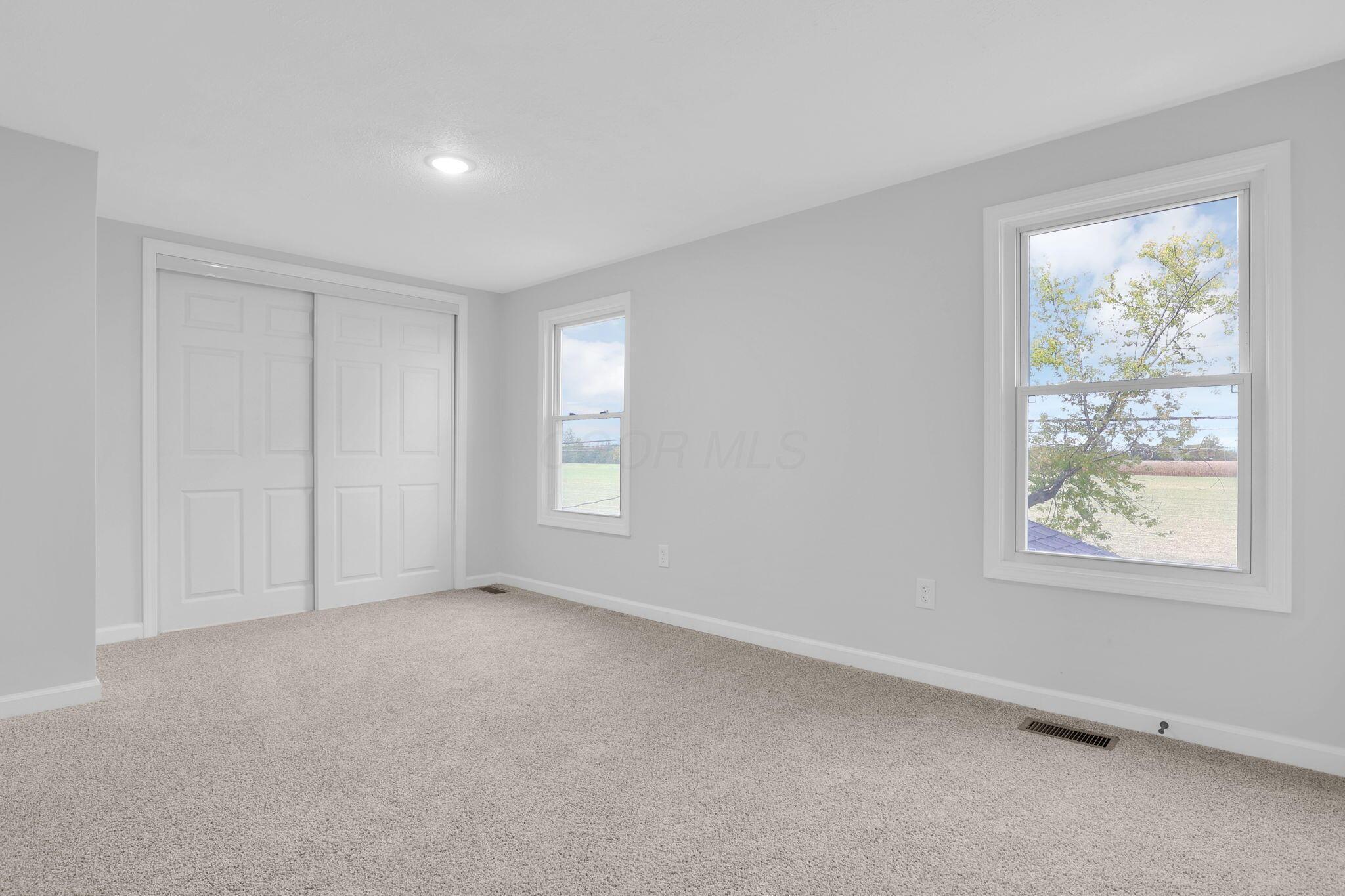 5153 Rensch Road Grove City, OH 43123 - Photo 15 of 42 16-web-or-mls-5153-rensch-rd (1)