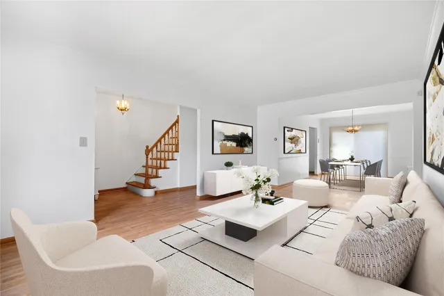 $990,000 | 25-31 Bayside Lane | Murray Hill - Flushing