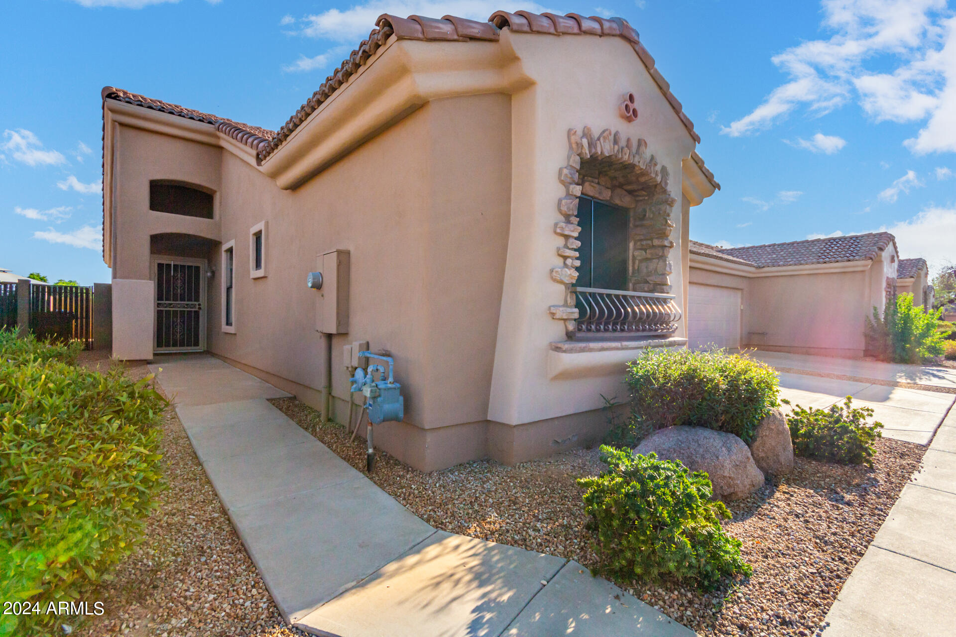 2565 South Signal Butte Road, Unit 9 Mesa, AZ 85209 - Photo 2 of 26 0002-02 - Signal Butte