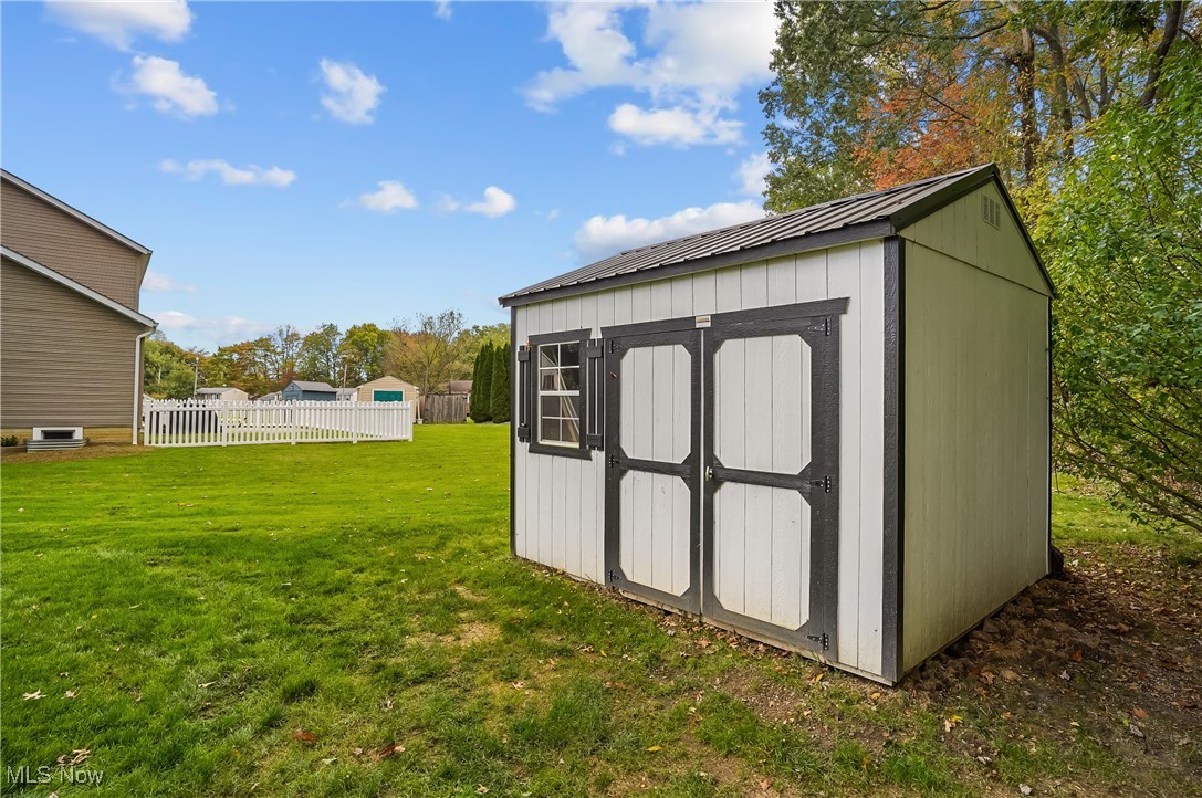 851 Susan Road Ravenna, OH 44266 - Photo 11 of 50 Shed