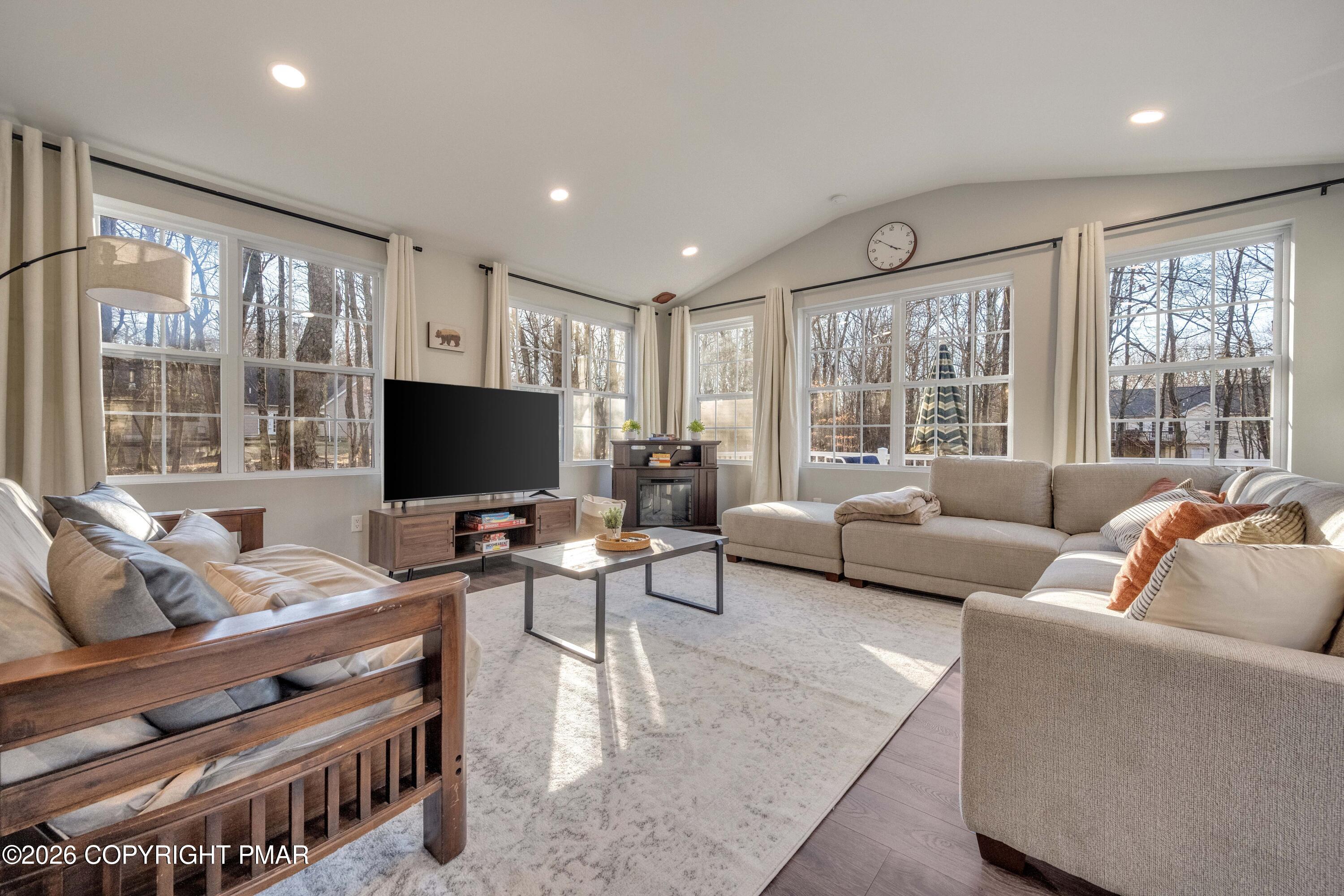 113 Meckesville Road Albrightsville, PA 18210 - Photo 13 of 48 DSC_6504