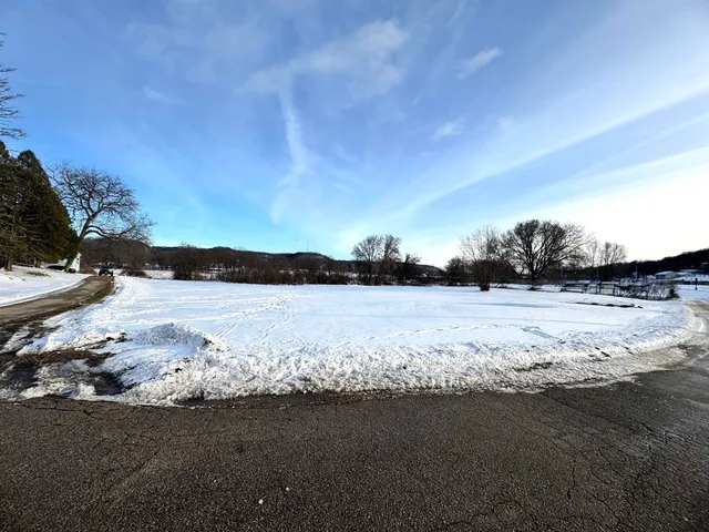 $1,100,000 | 24 Bancroft Drive, Richland Center, WI 53581