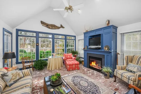 $2,295,000 | 41 Court Street, Chatham, MA 02650