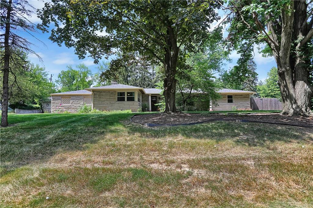 5226 Fall Creek Road Indianapolis, IN 46220 - Photo 2 of 46