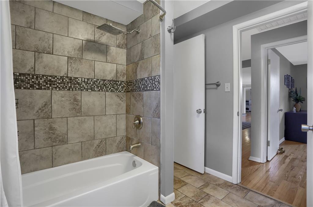 5226 Fall Creek Road Indianapolis, IN 46220 - Photo 26 of 46