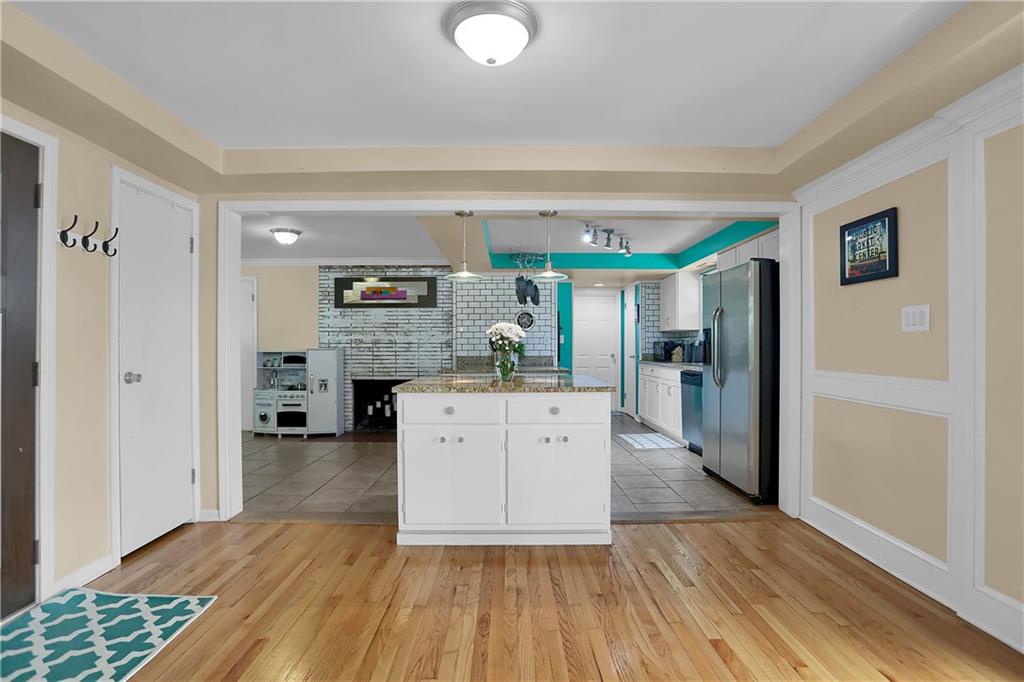 5226 Fall Creek Road Indianapolis, IN 46220 - Photo 10 of 46